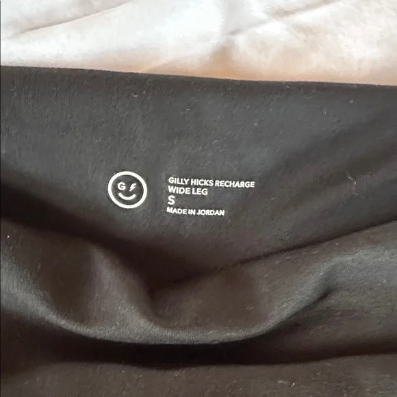 Gilly Hicks Black Wide Leg Pants - Picture 2 of 4